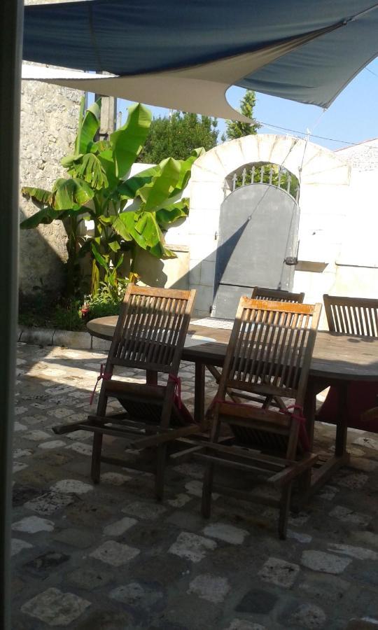 Bed and Breakfast La Mesonnetta Soulignonne Exterior foto